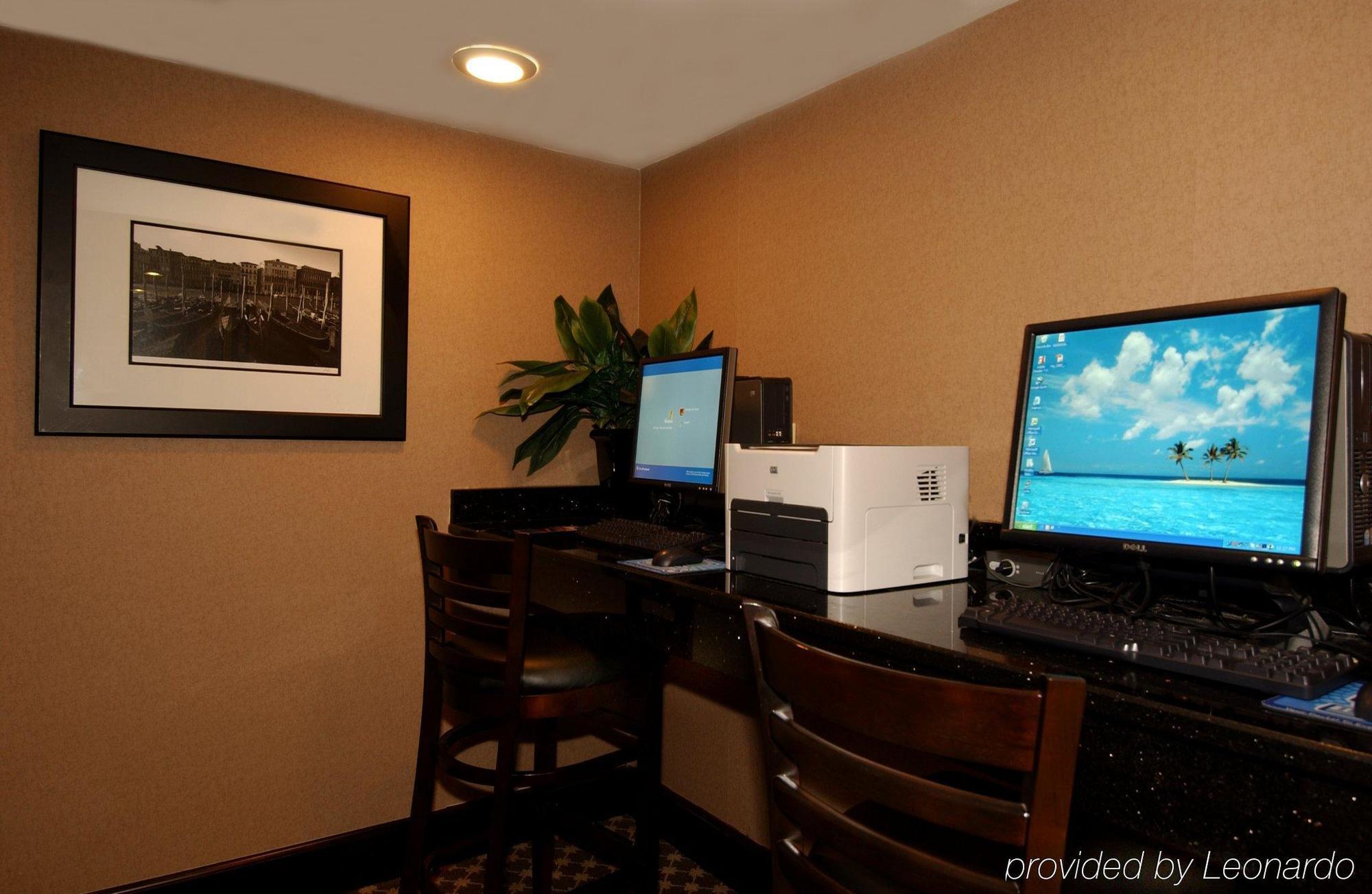 Hampton Inn Atlanta-North Druid Hills Удобства фото