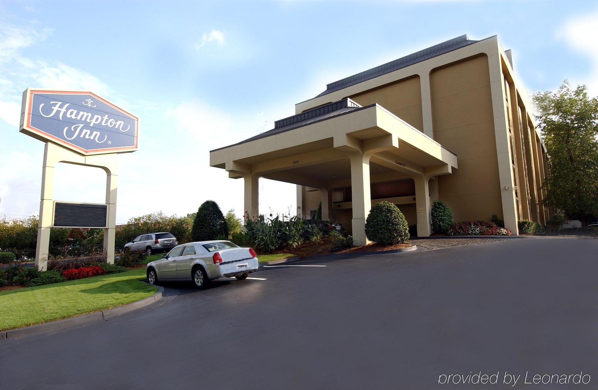 Hampton Inn Atlanta-North Druid Hills Экстерьер фото